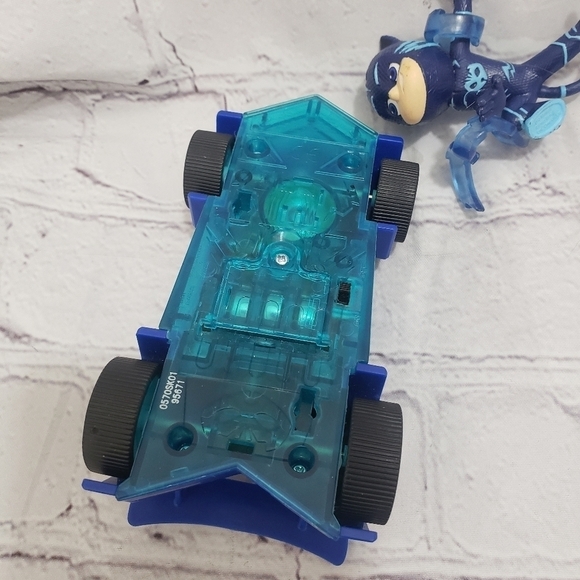 PJ Masks Glowheeler Cat Car And Figure Set Sounds Lights Pullback Just Play - Picture 9 of 12